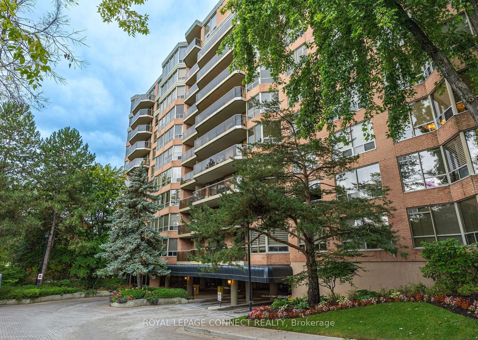 Palace Gate Condos, North York, Toronto