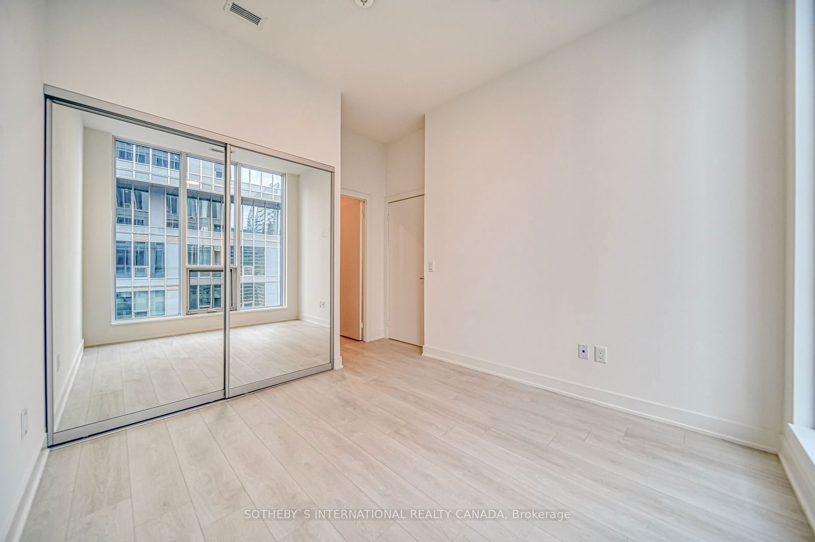 15 Mercer St, unit 4002 for rent