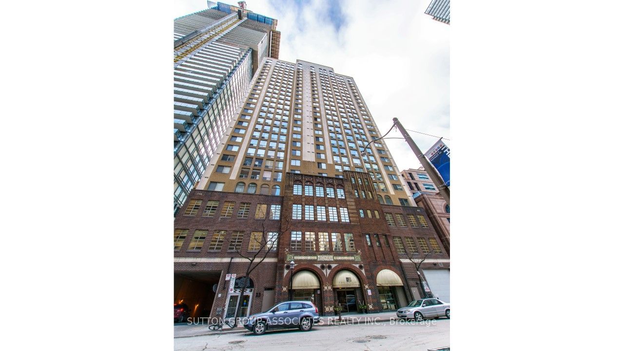 25 Grenville St, unit 603 for rent