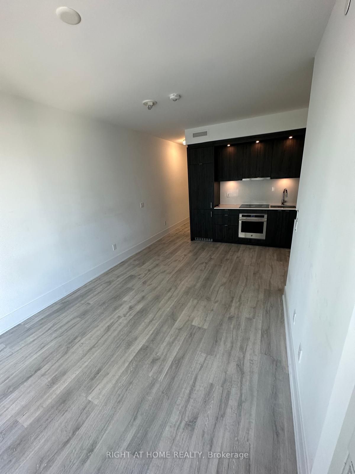 470 Front St W, unit 1610 for rent