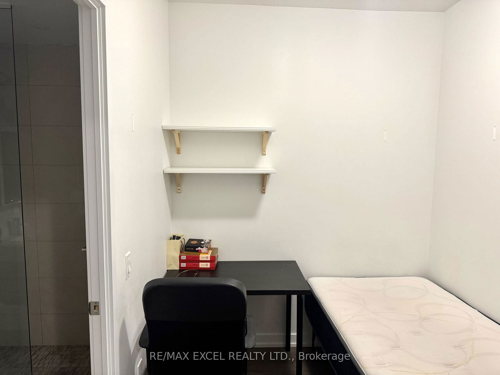 1 Yorkville Ave, unit 2801 for rent