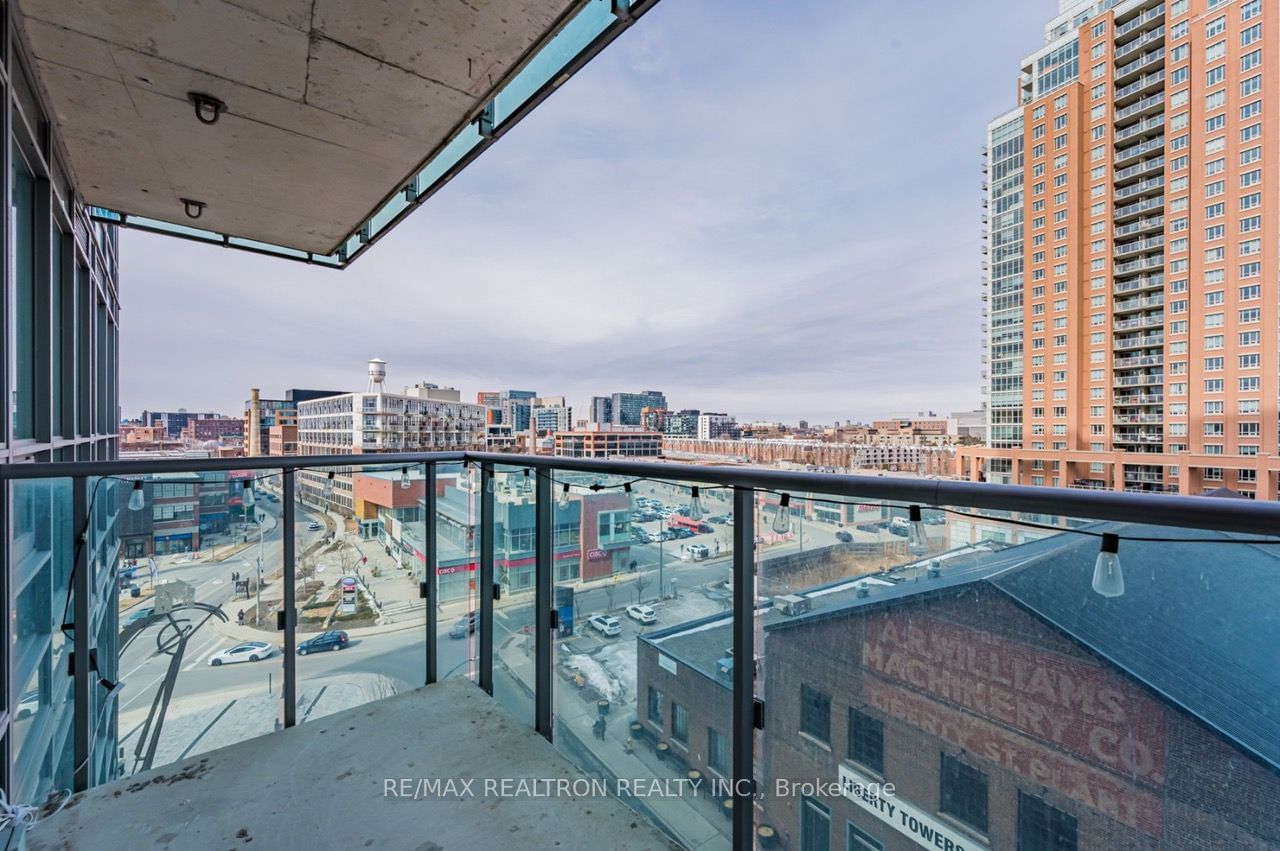 150 East Liberty St, unit 713 for rent