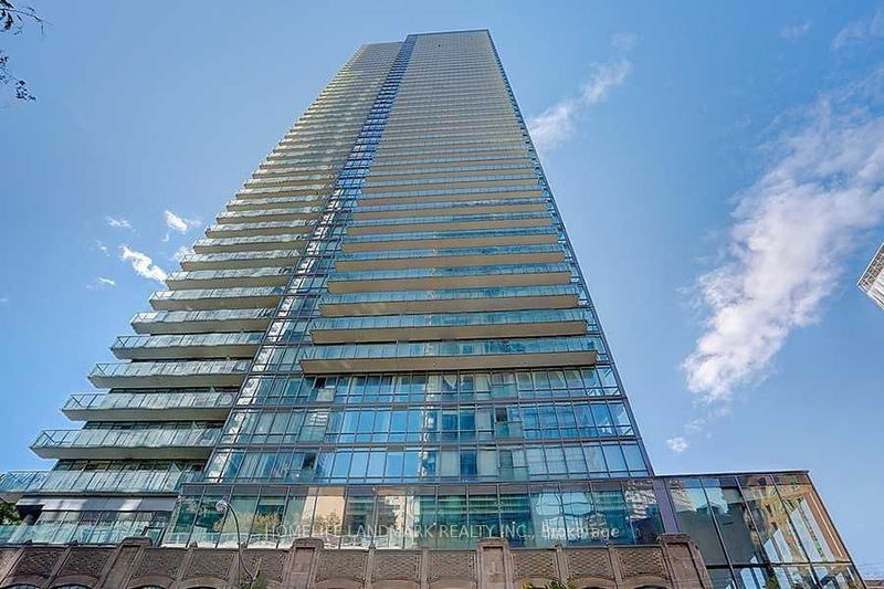 832 Bay St, unit 4808 for rent