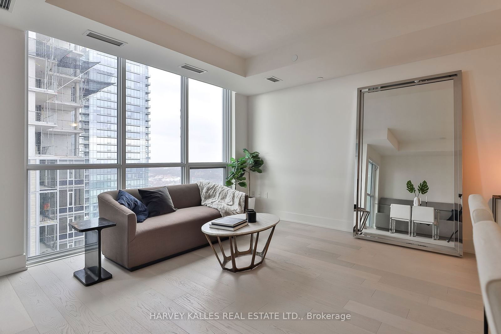 1 Yorkville Ave, unit 4603 for sale