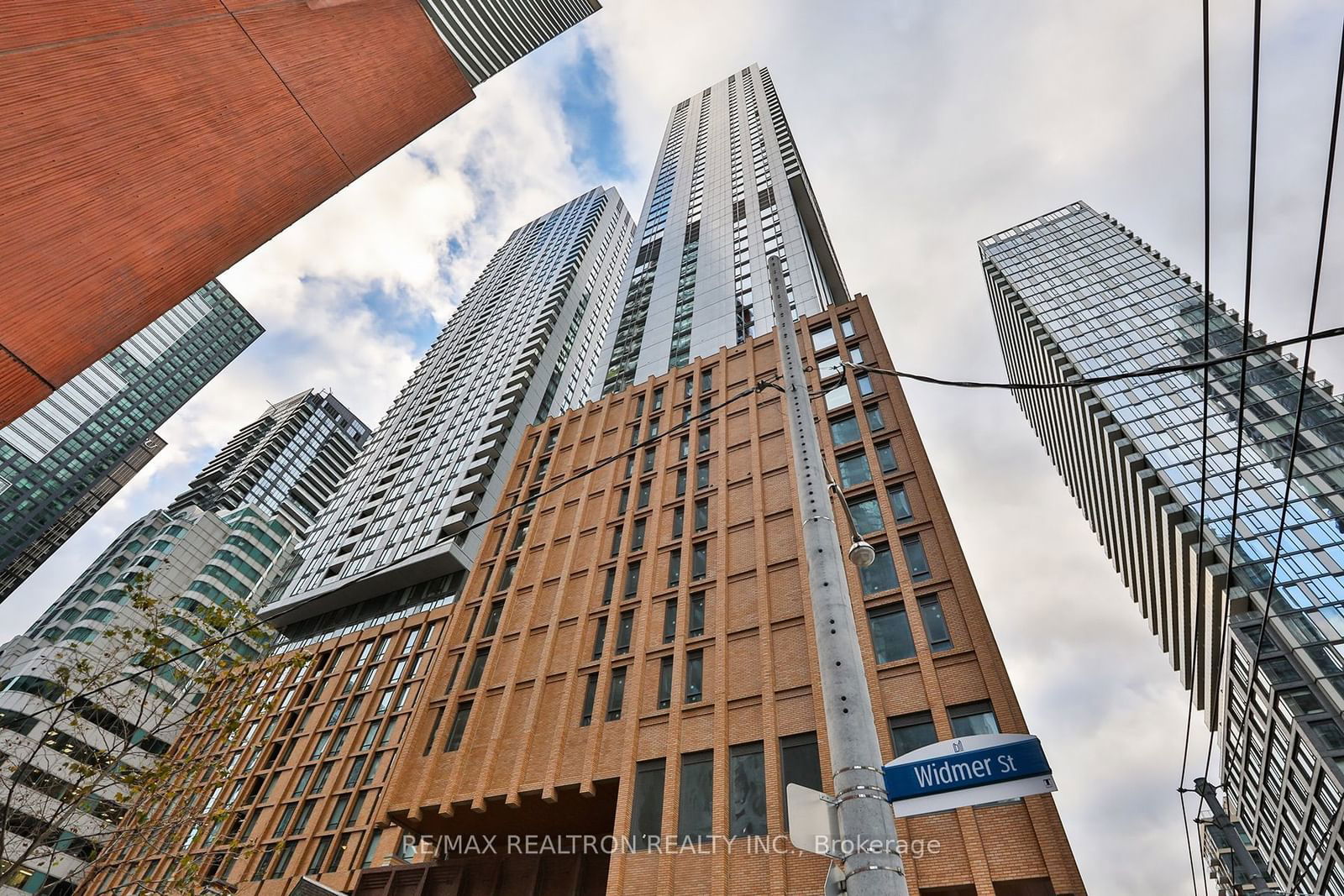 Encore Theatre District Condos, Downtown, Toronto