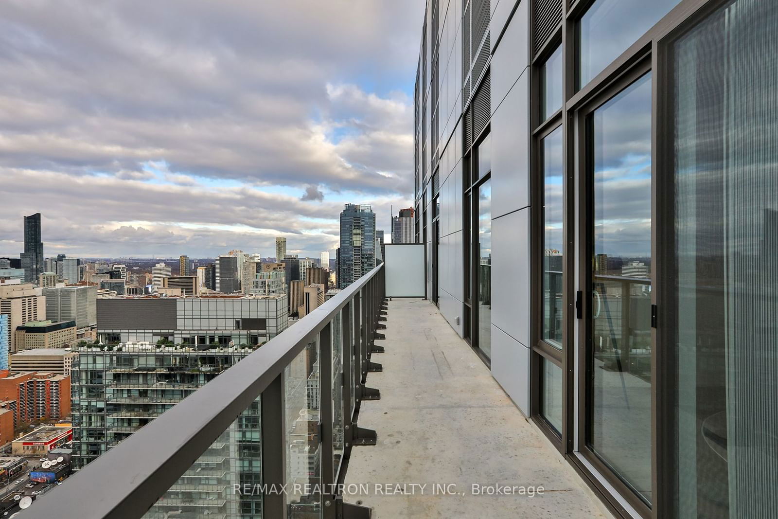 Encore Theatre District Condos, Downtown, Toronto