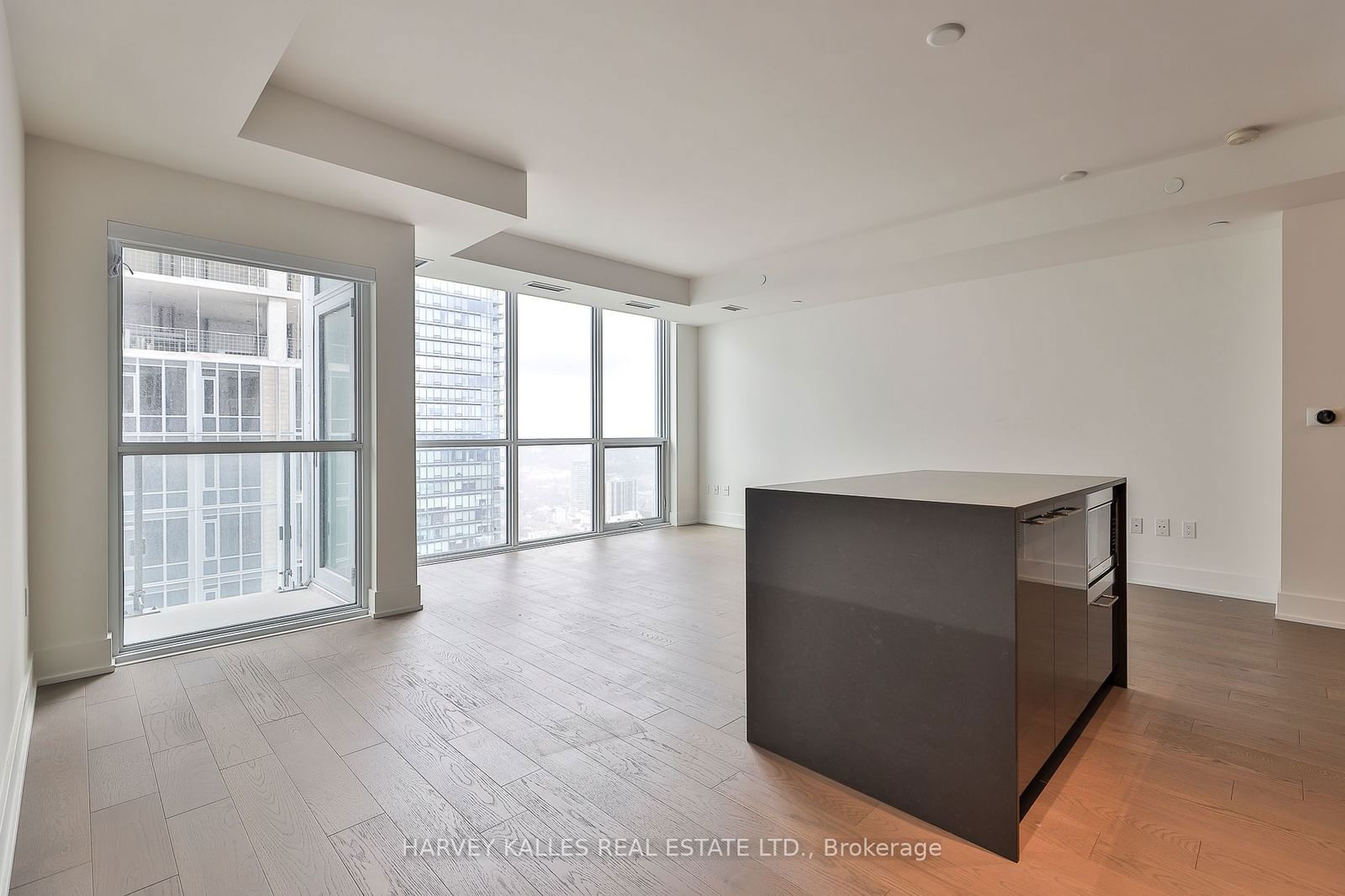 1 Yorkville Ave, unit 4503 for sale