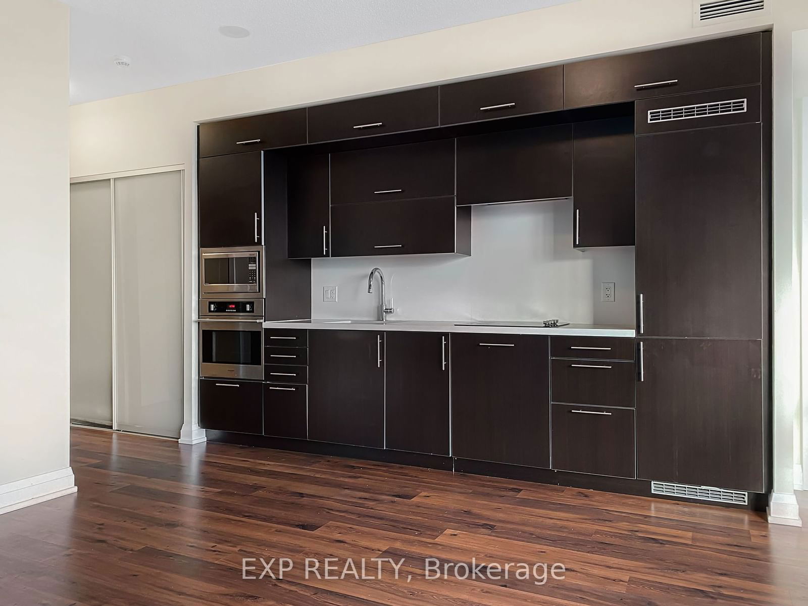 5 Sheppard Ave E, unit 4126 for rent