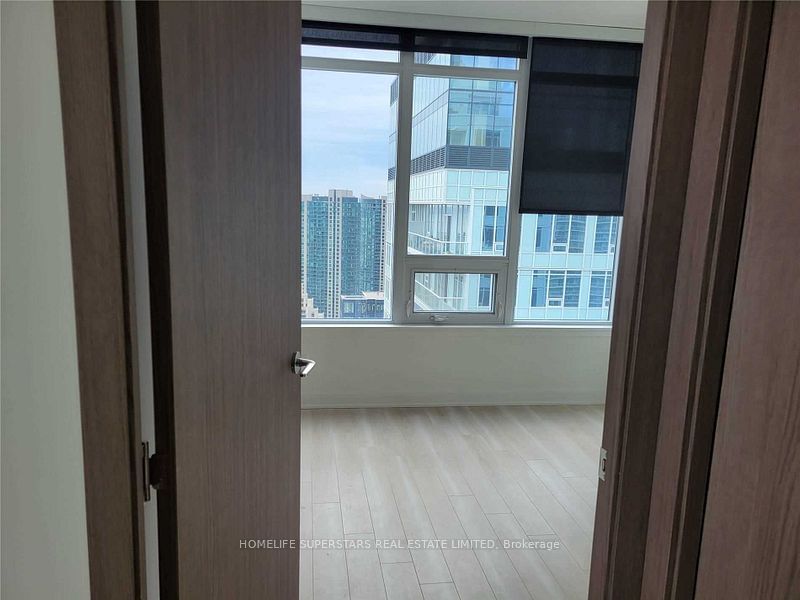 17 Bathurst St, unit 4302A for rent