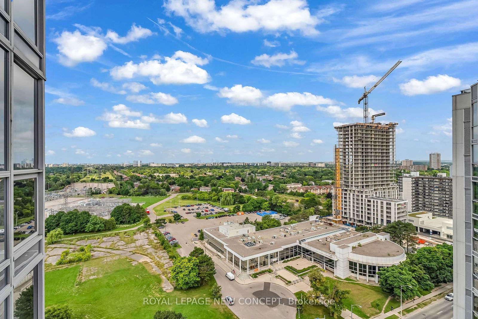 Luxe Condos, North York, Toronto