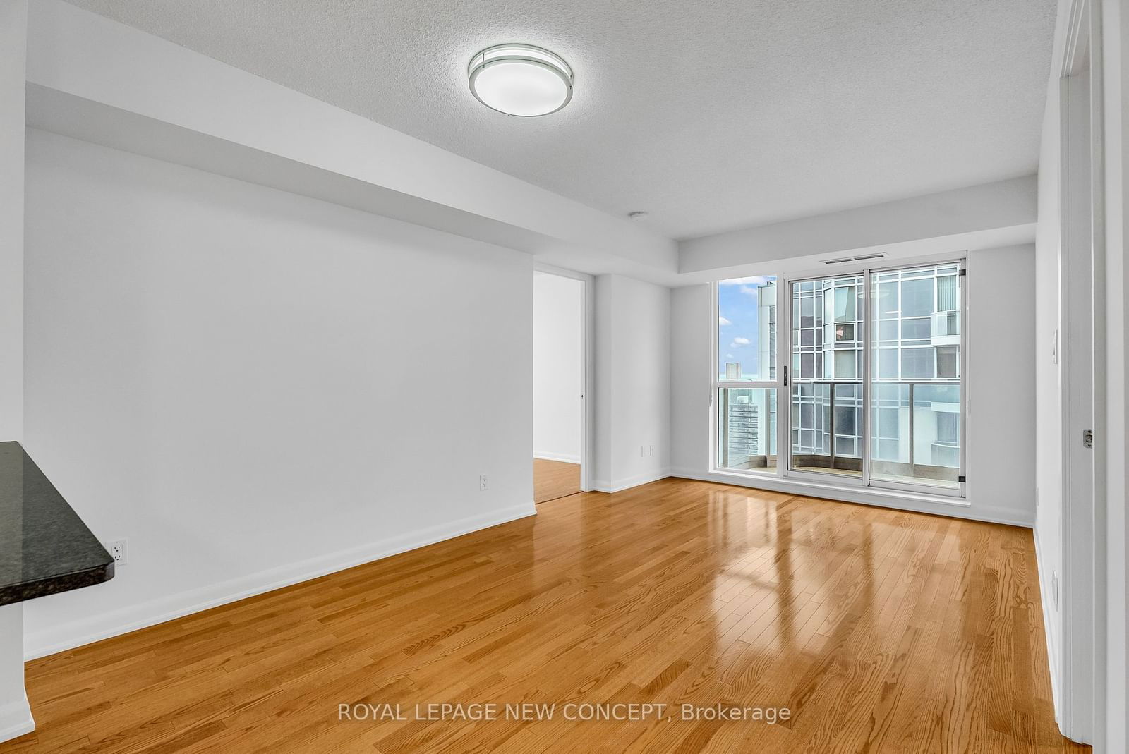 5791 Yonge St, unit 2205 for sale