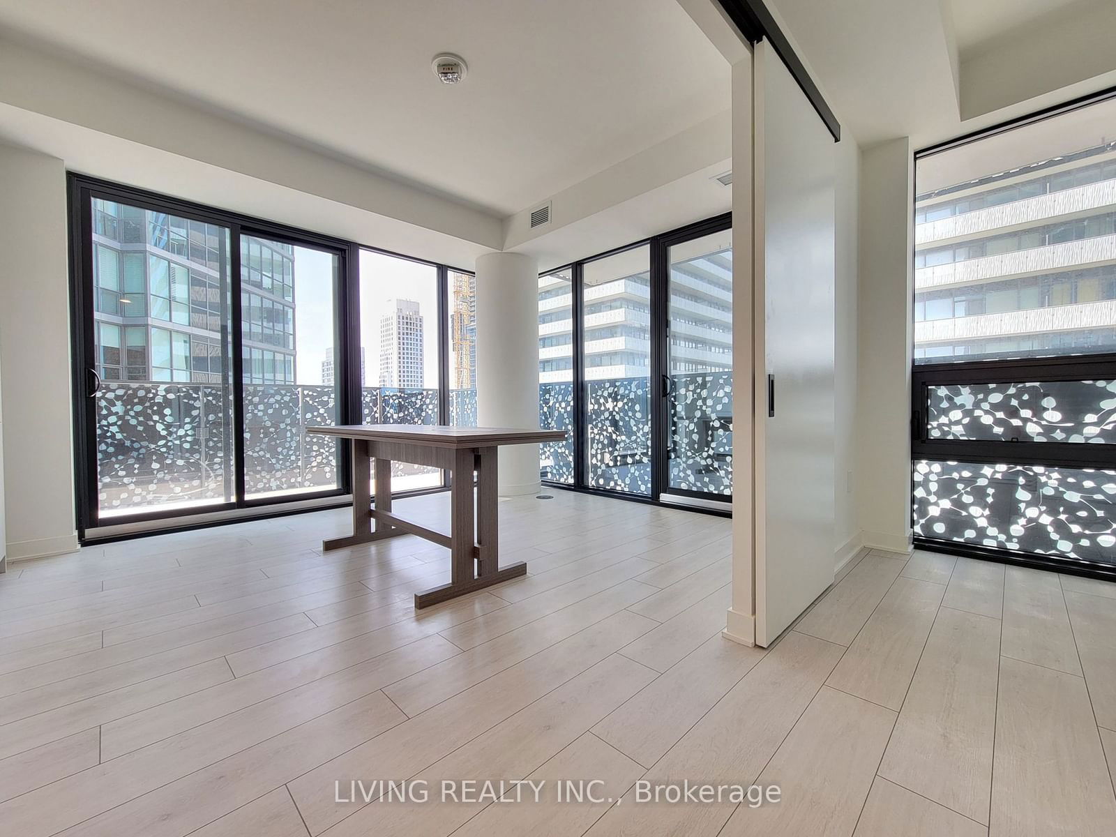 55 Charles St, unit 2910 for rent