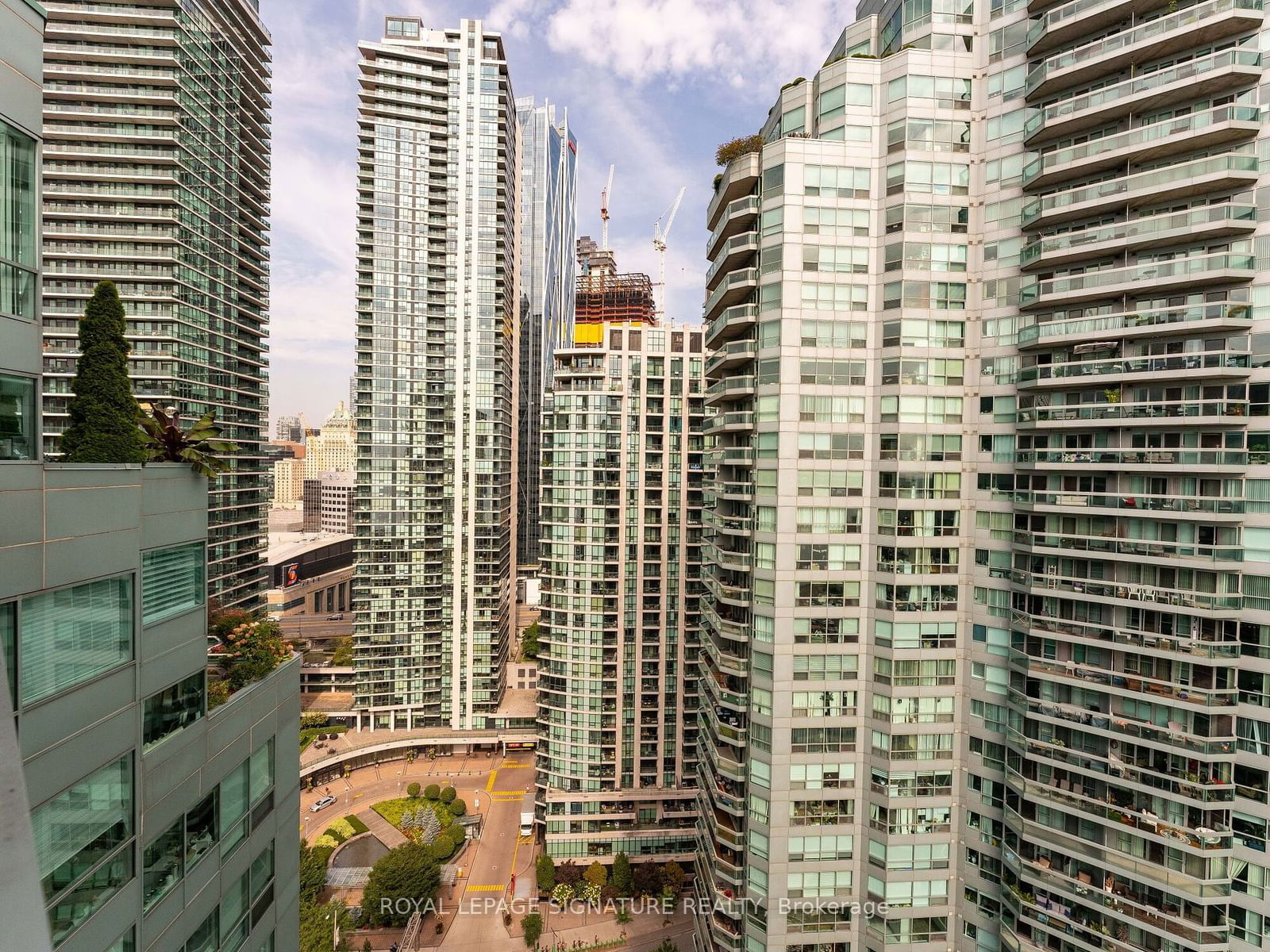 10 Queens Quay W, unit PH01 for rent