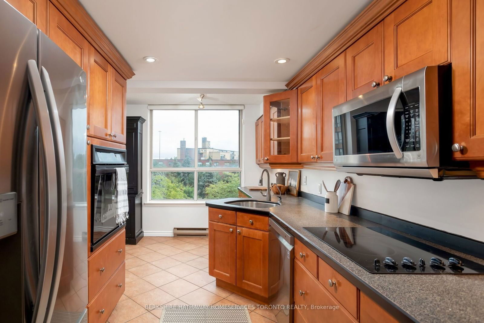 271 Ridley Blvd, unit 405 for sale