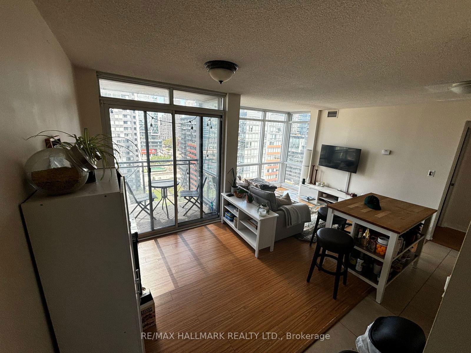 15 Fort York Blvd, unit 2006 for rent