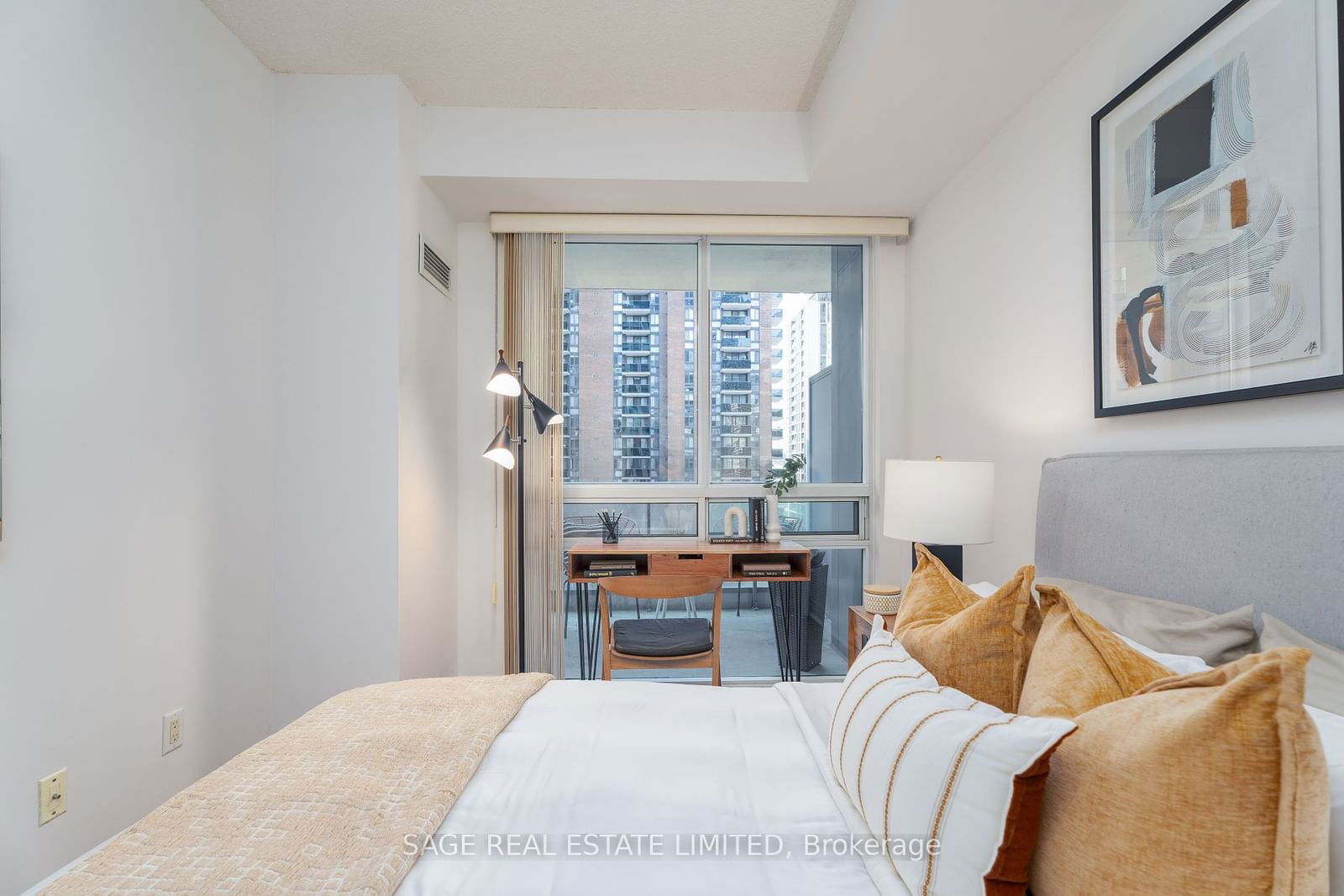 1121 Bay St, unit 1003 for sale