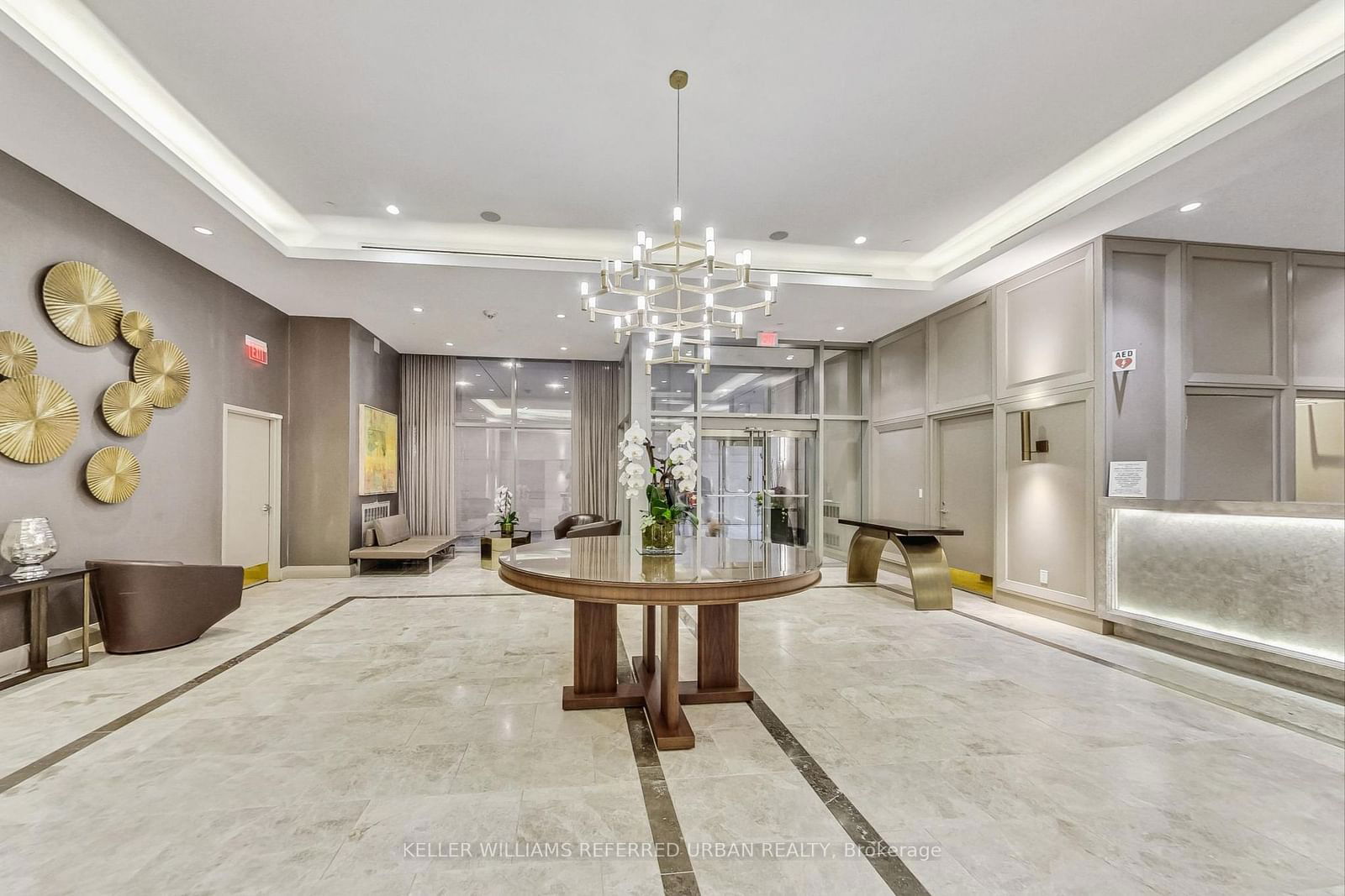 155 Yorkville Ave, unit 413 for sale