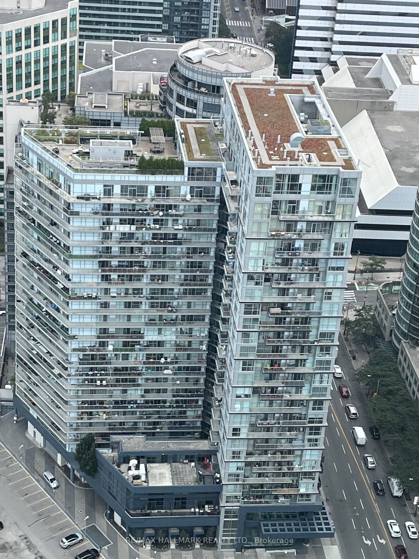 352 Front St W, unit 103 for sale