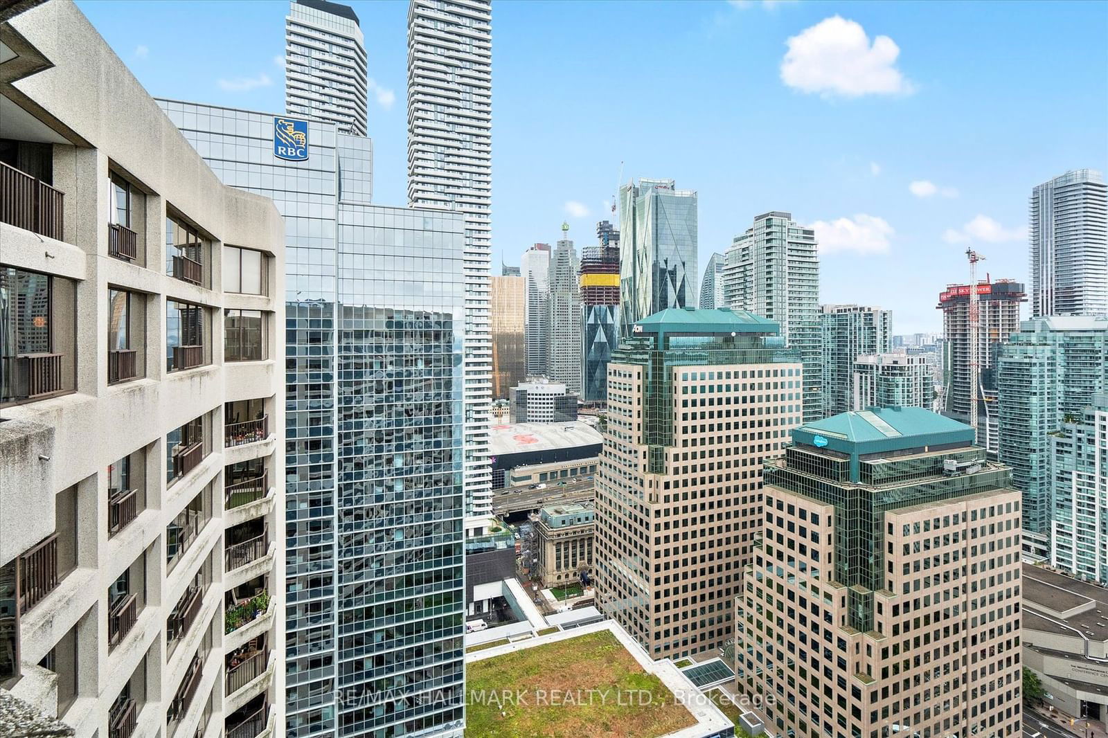 55 Harbour Sq, unit PH12 for rent