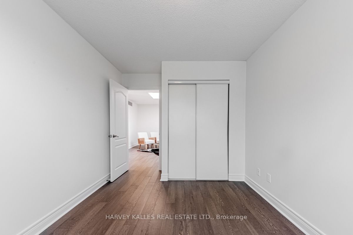 5418 Yonge St, unit TH122 for sale