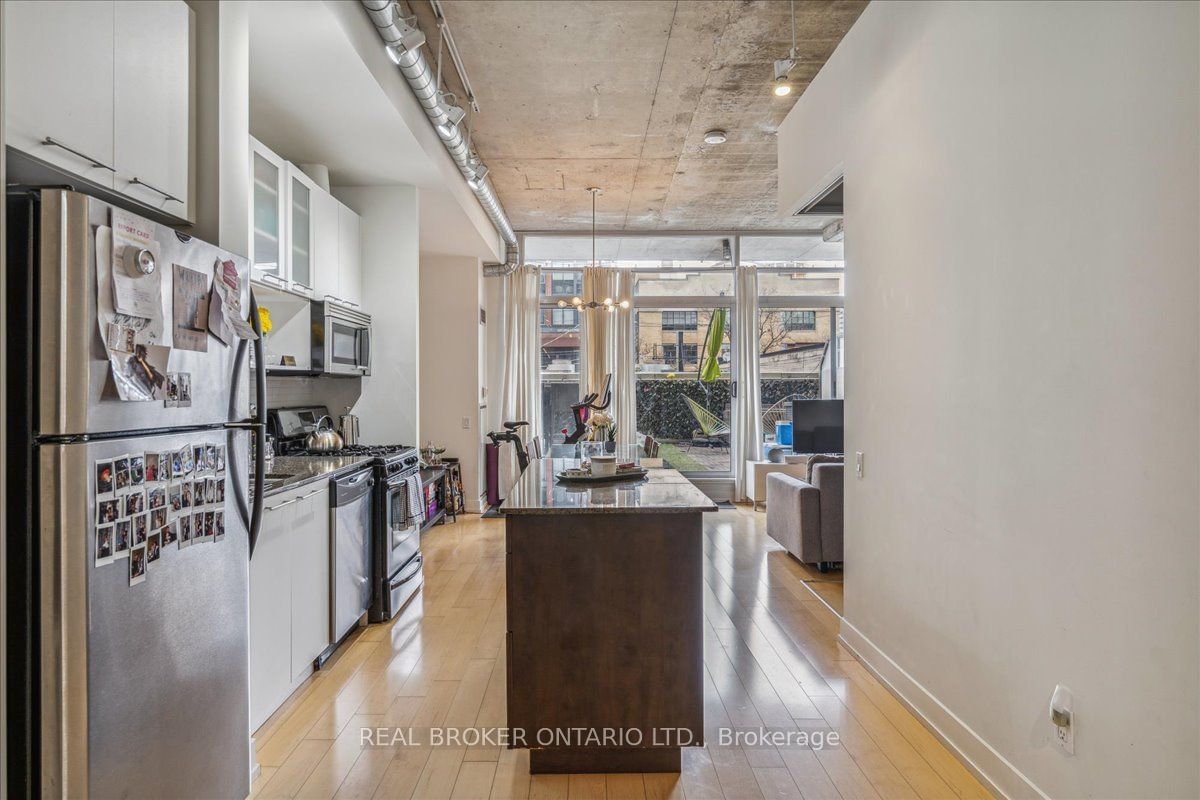 66 Portland St, unit 211 for sale