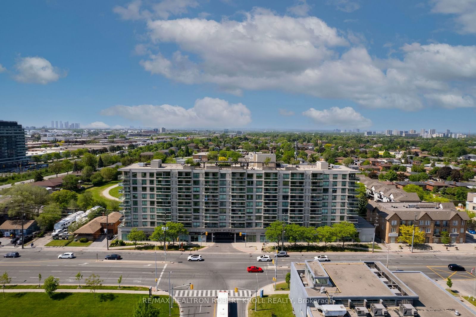 1030 Sheppard Ave W, unit 402 for rent