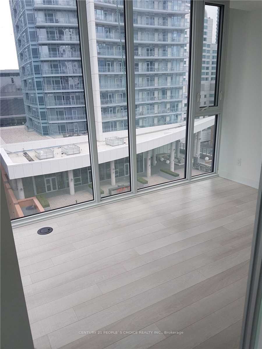 290 Adelaide St W, unit 1010 for rent