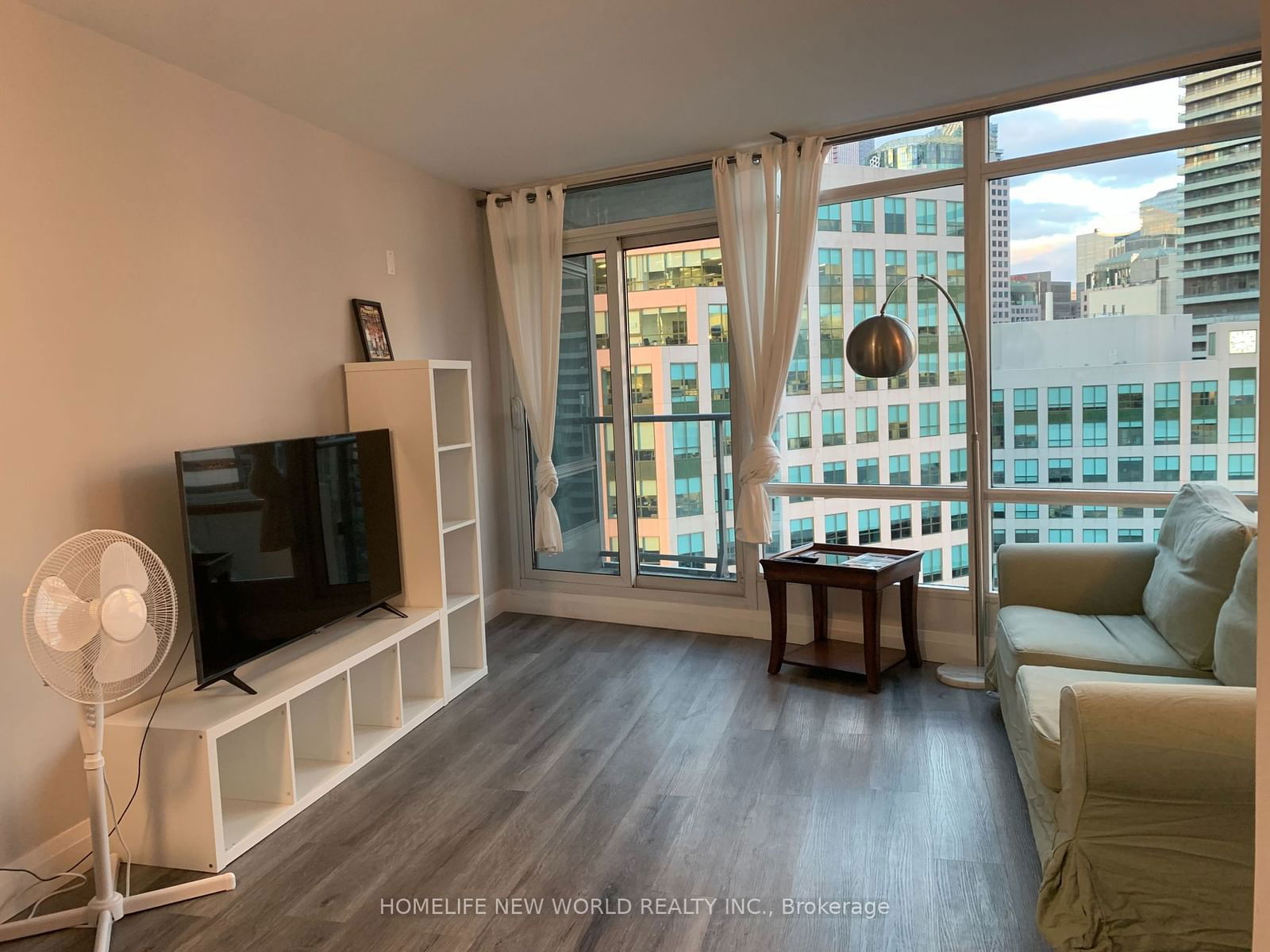 361 Front St W, unit 1502 for sale