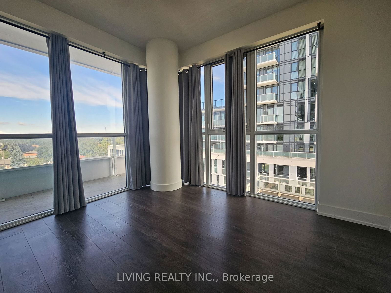 180 Fairview Mall Dr, unit 709 for rent