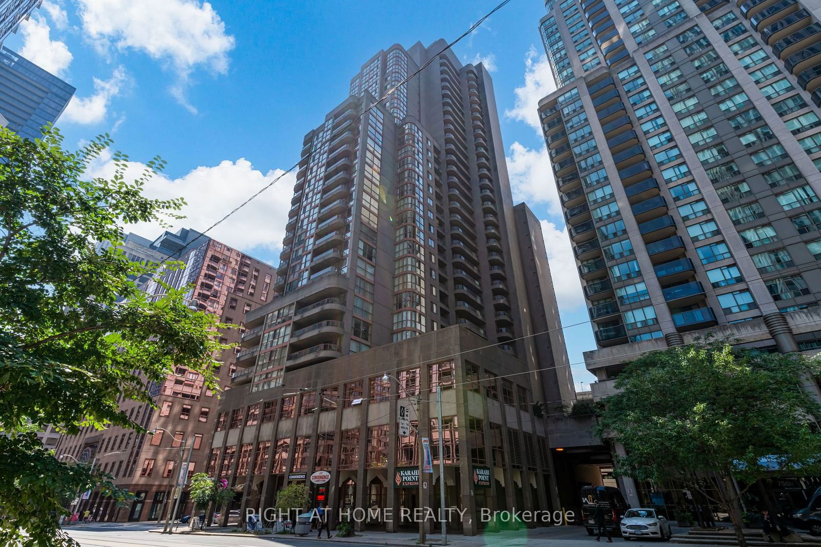 Conservatory Tower, Downtown, Toronto