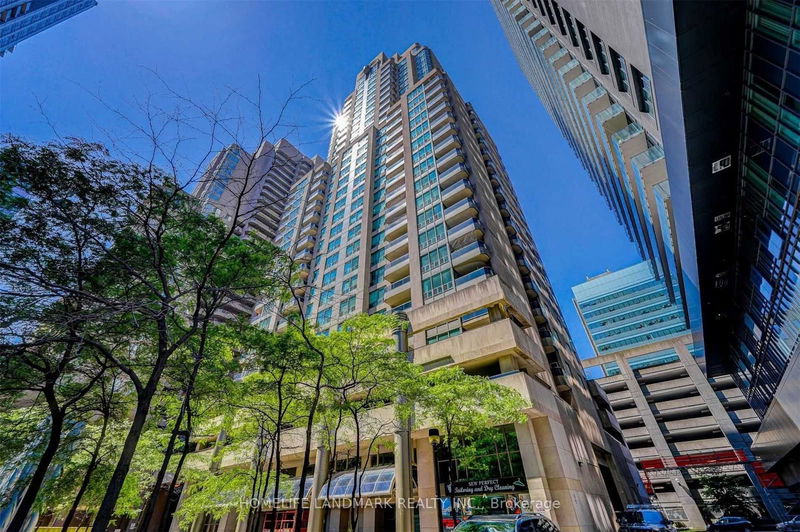 750 Bay St, unit 1110 for rent