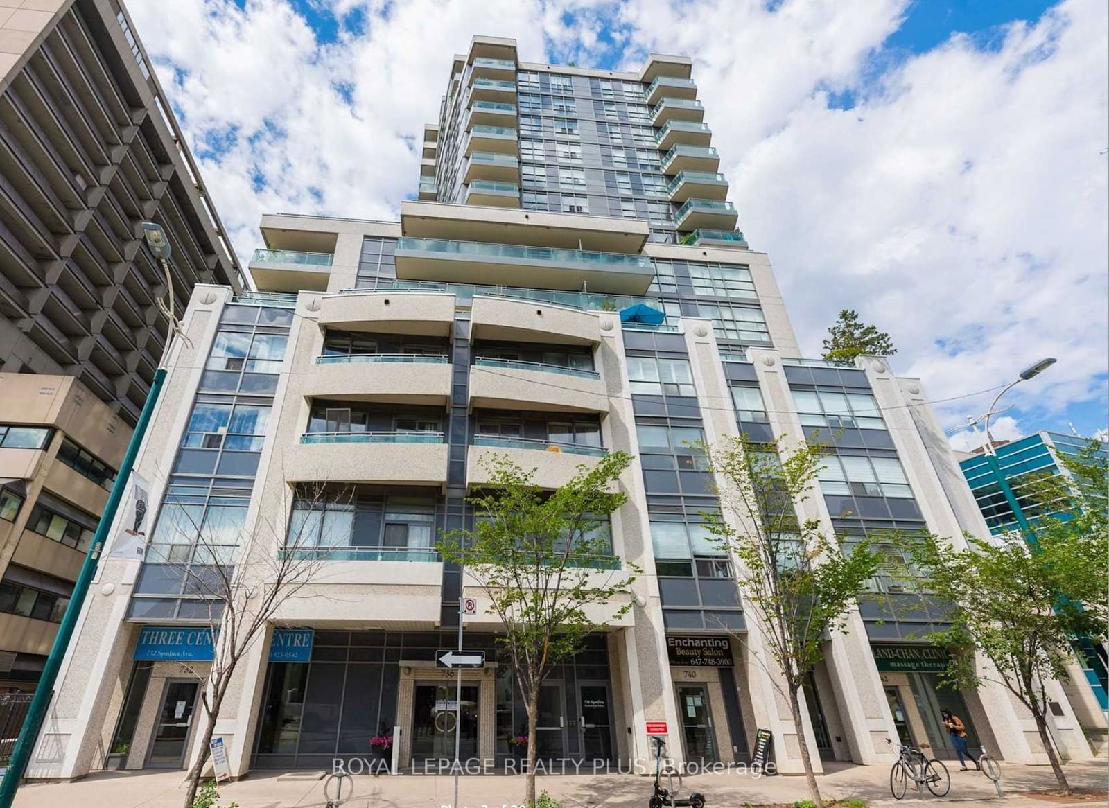 736 Spadina Ave, unit 1011 for rent