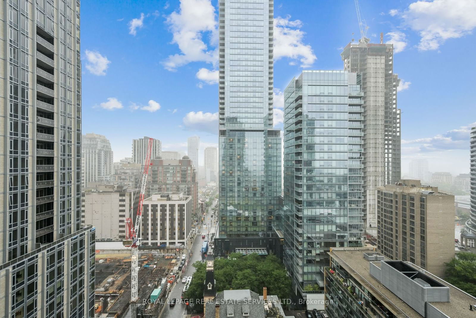 18 Yorkville Ave, unit 1905 for rent