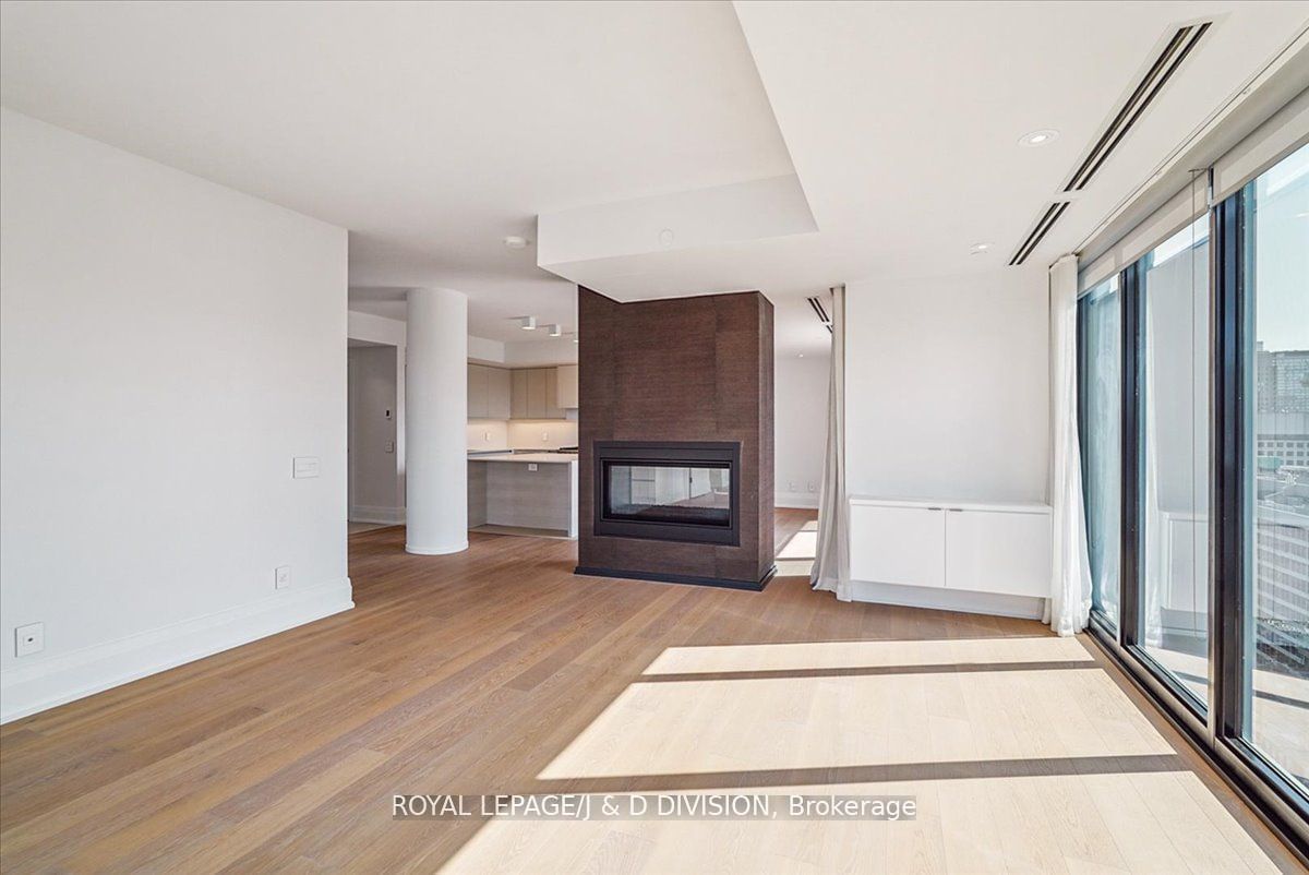 200 Cumberland St, unit 2805 for rent