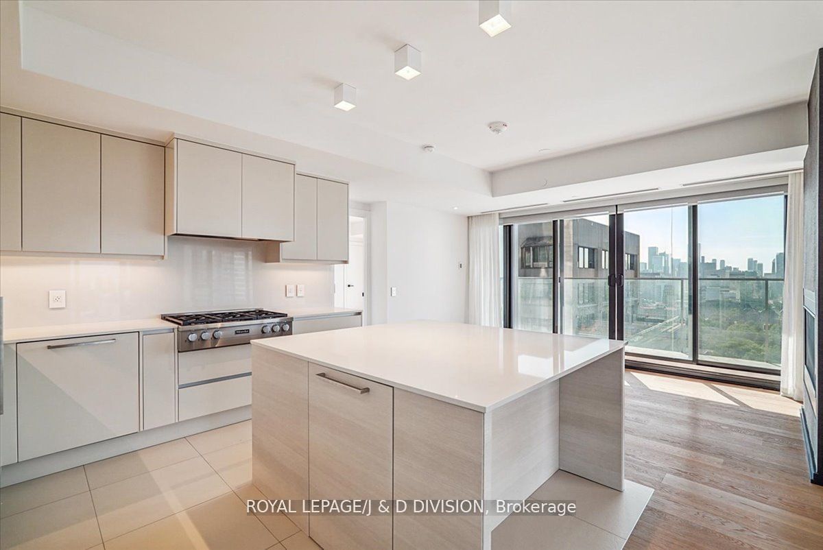 200 Cumberland St, unit 2805 for rent