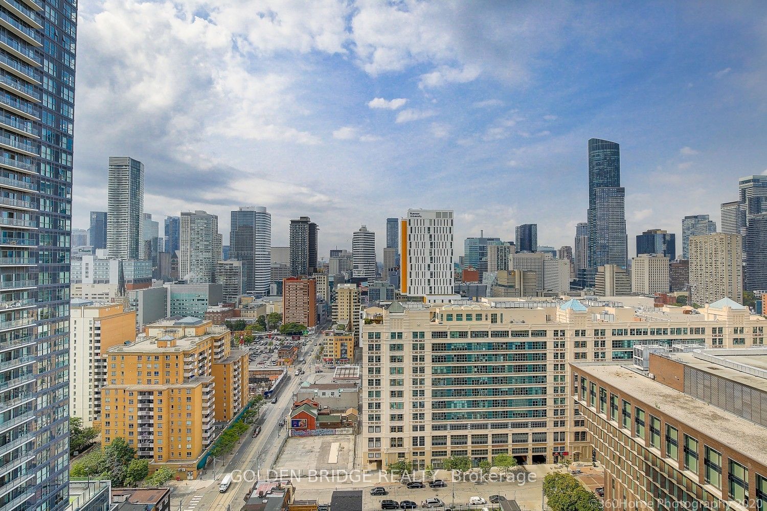 Dundas Square Gardens Condos, Downtown, Toronto