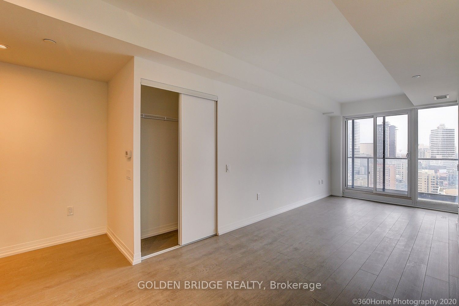 251 Jarvis St, unit 2410 for sale