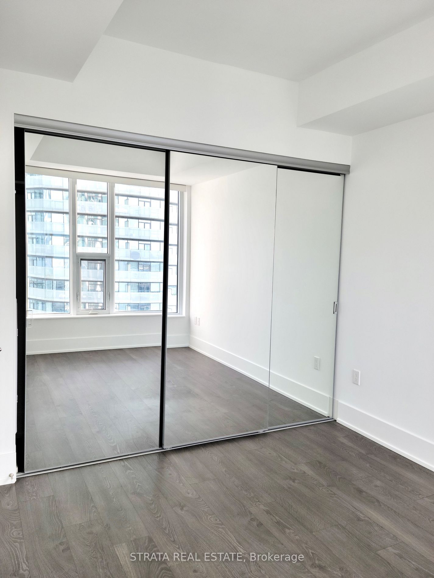 10 York St, unit 4113 for rent