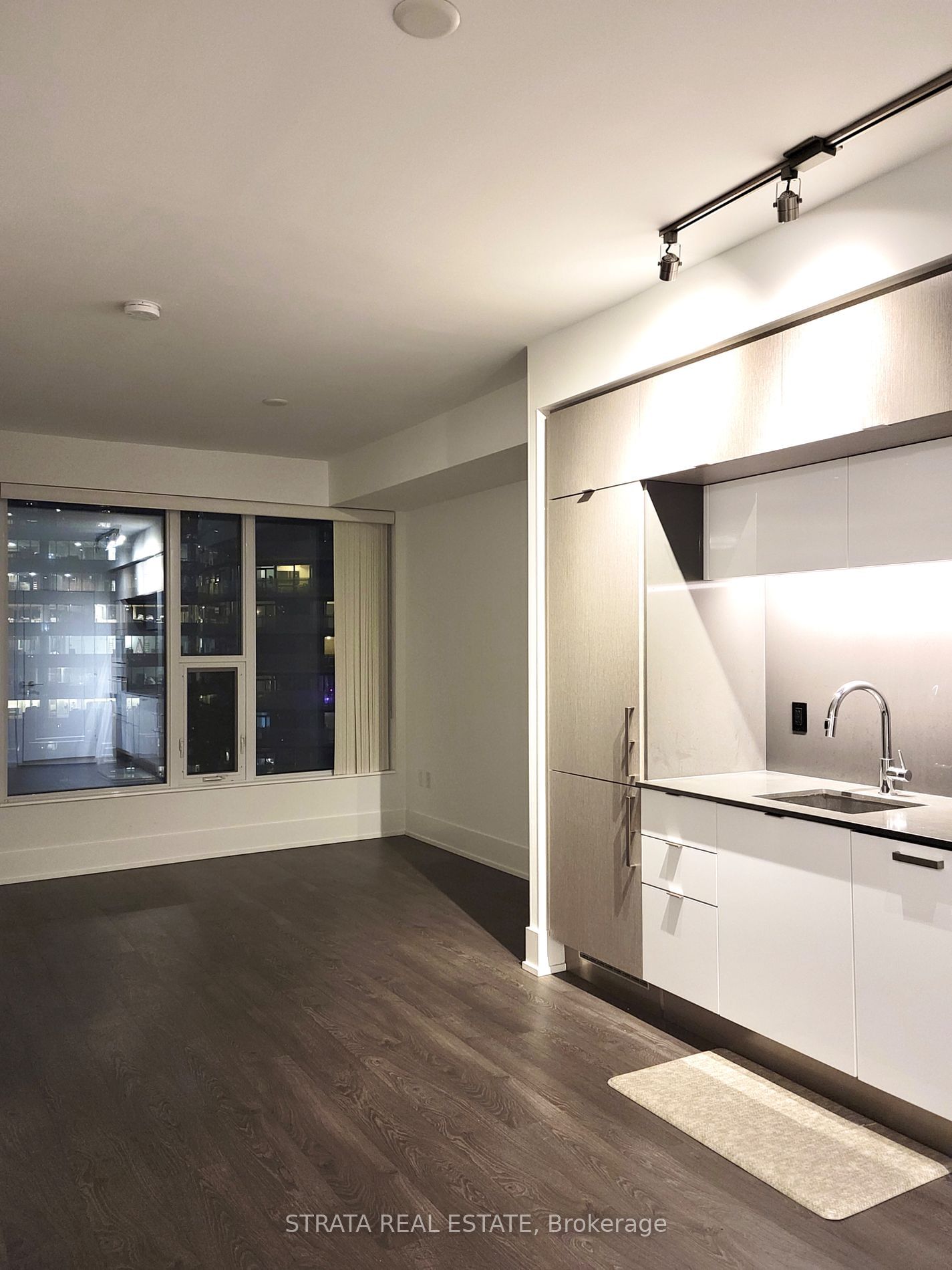 10 York St, unit 4113 for rent