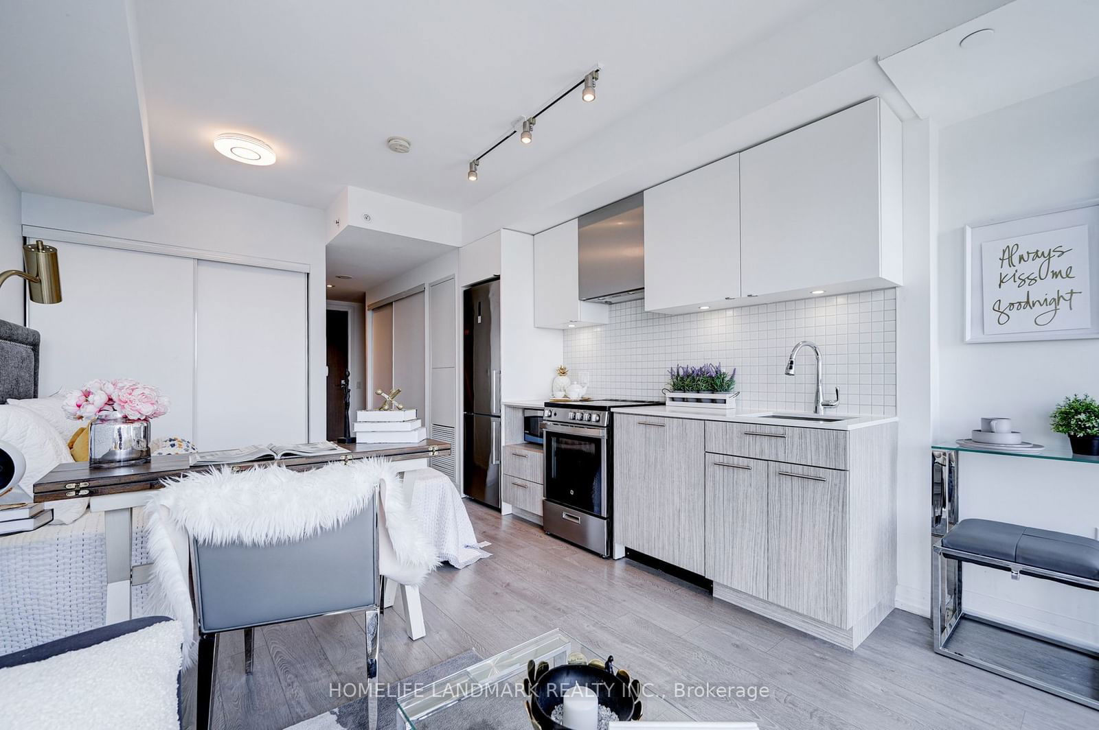 251 Jarvis St, unit 4307 for sale