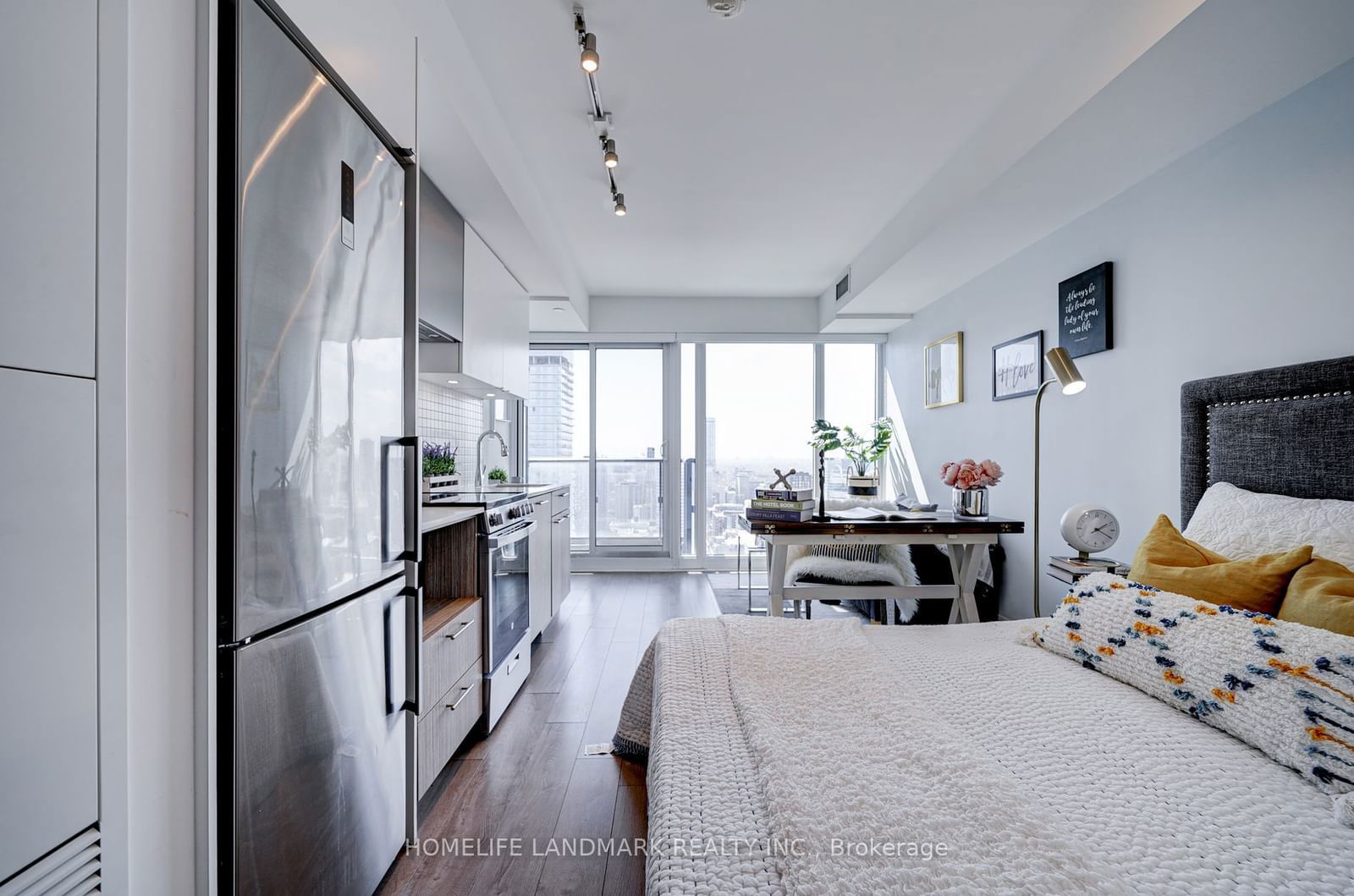 251 Jarvis St, unit 4307 for sale