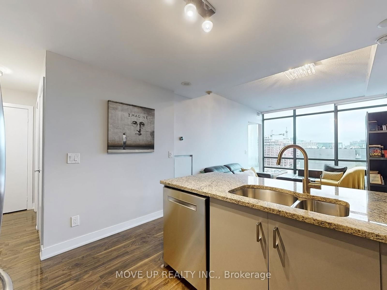 438 King St W, unit 1406 for sale