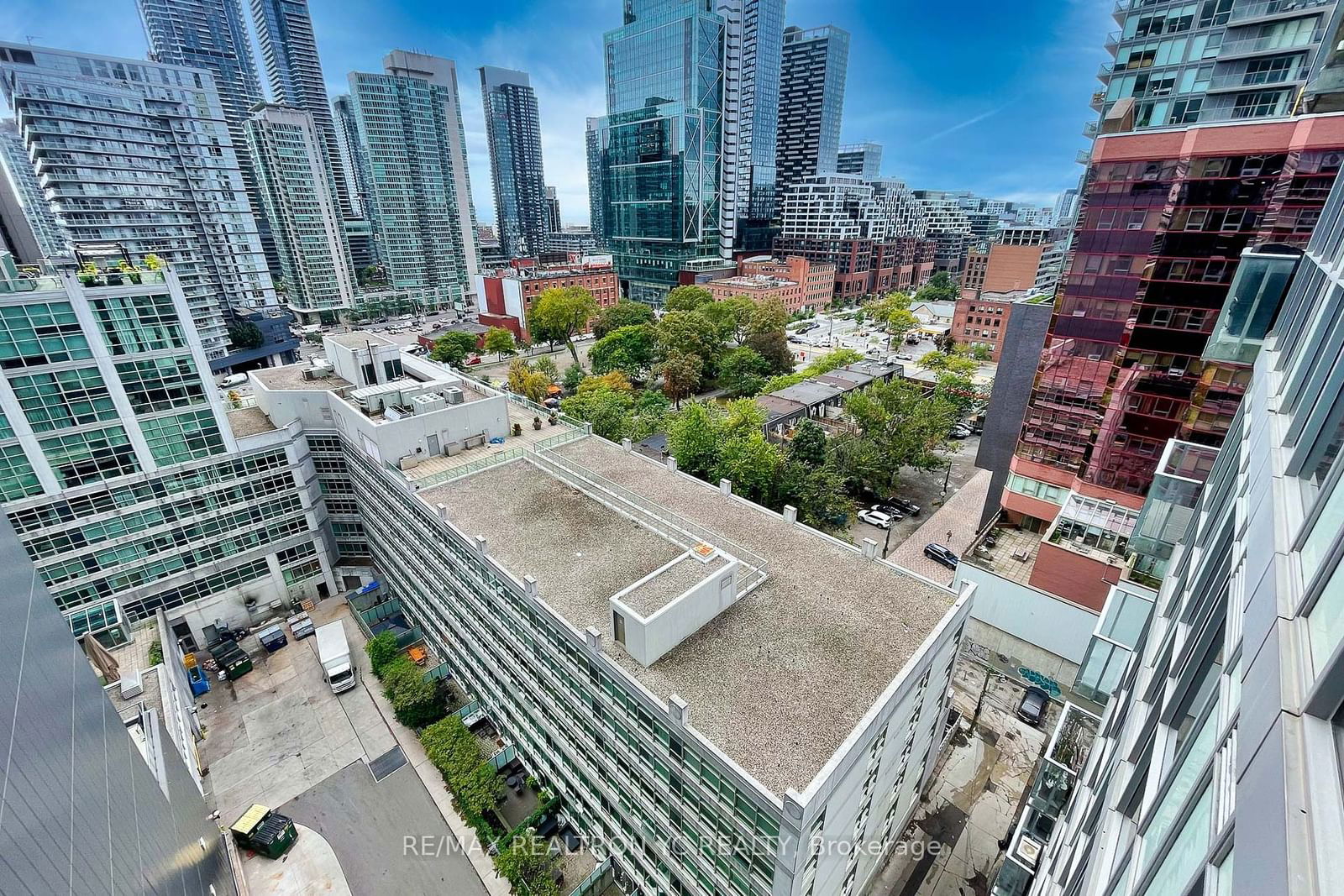 375 King St W, unit 1403 for sale