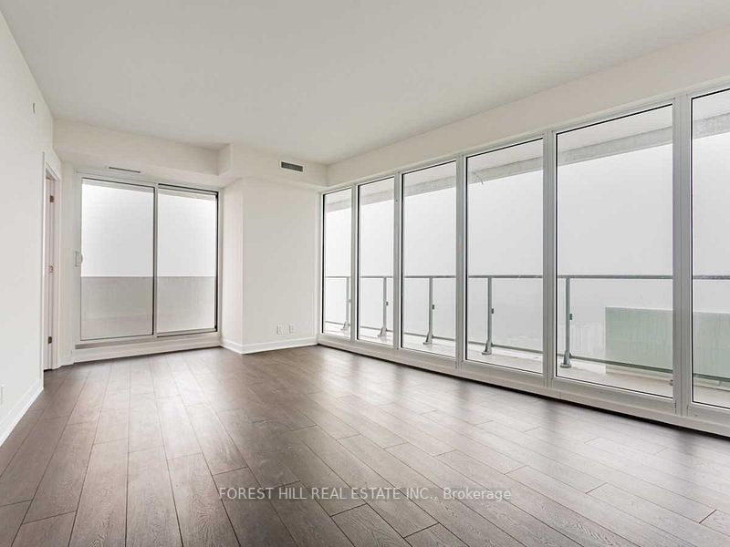 2221 Yonge St, unit 5802 for rent