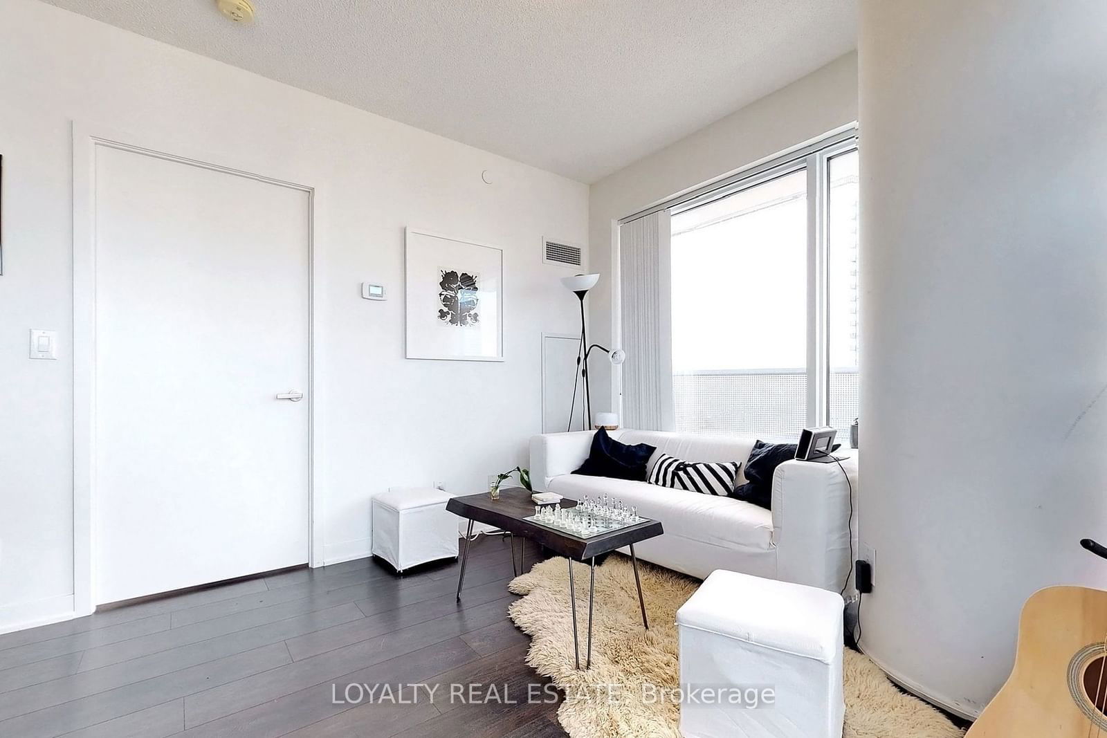 100 Harbour St, unit 5402 for rent