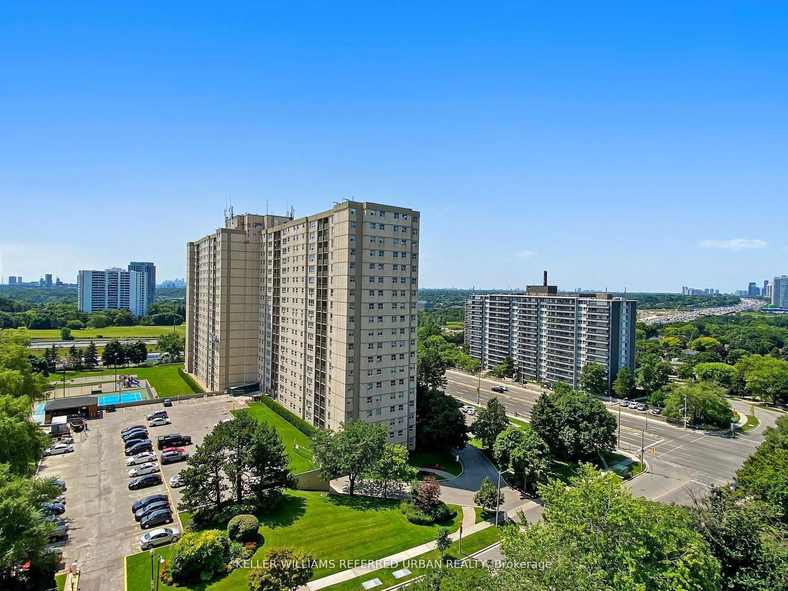 10 Parkway Forest Dr, unit 1111 for sale