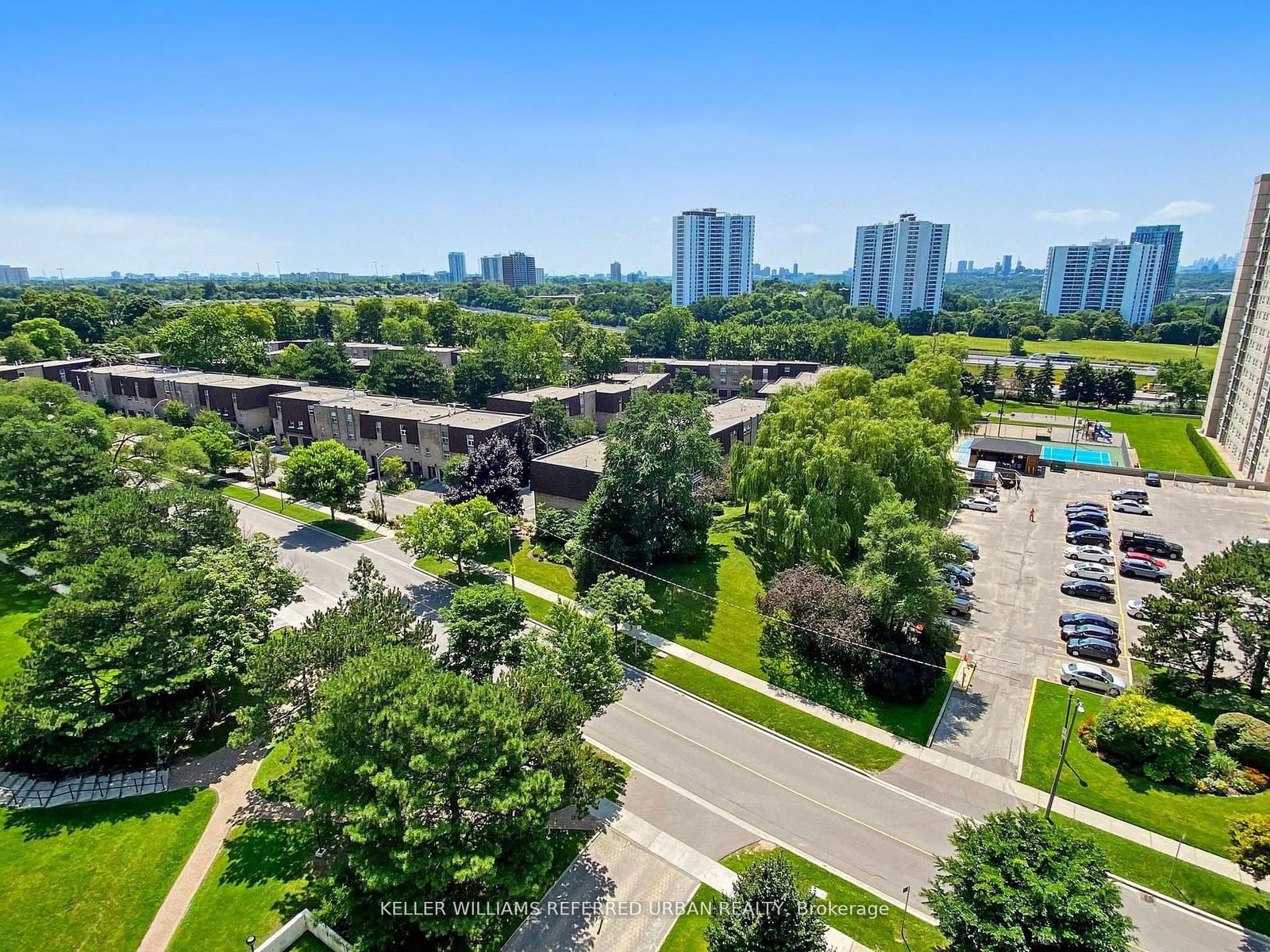 10 Parkway Forest Dr, unit 1111 for sale