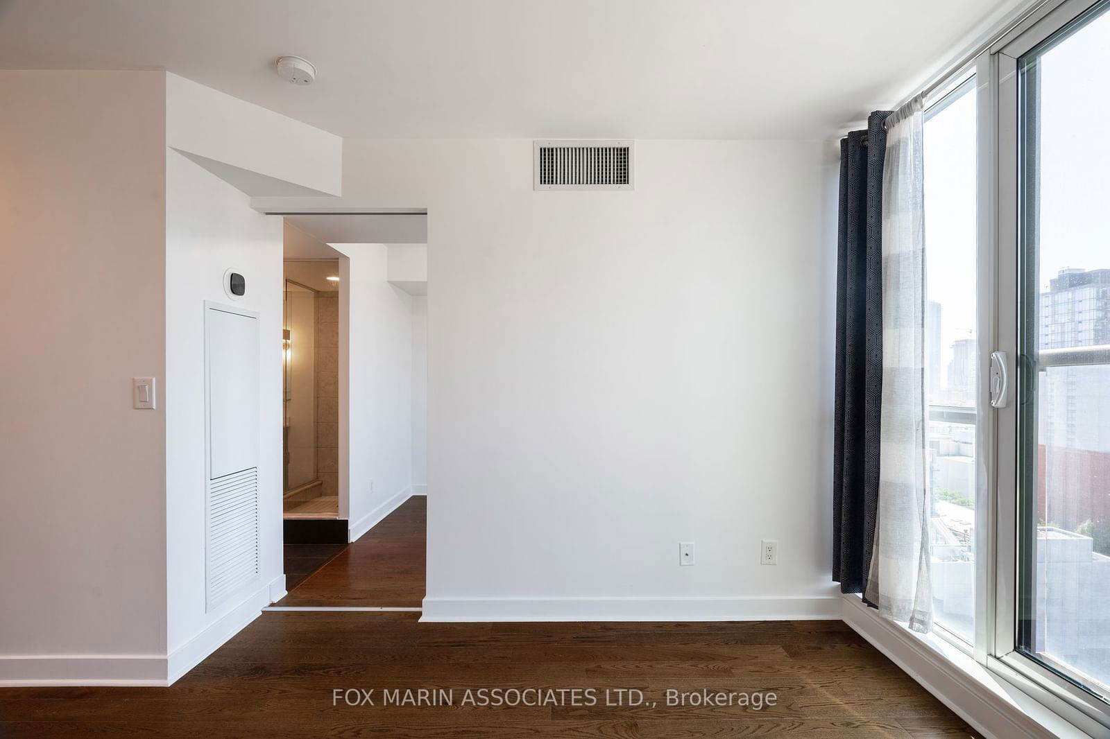 320 Richmond St E, unit 1512 for rent