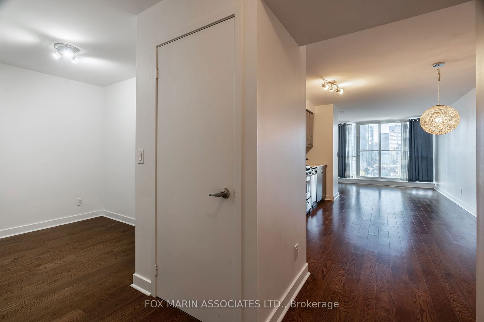 320 Richmond St E, unit 1512 for rent