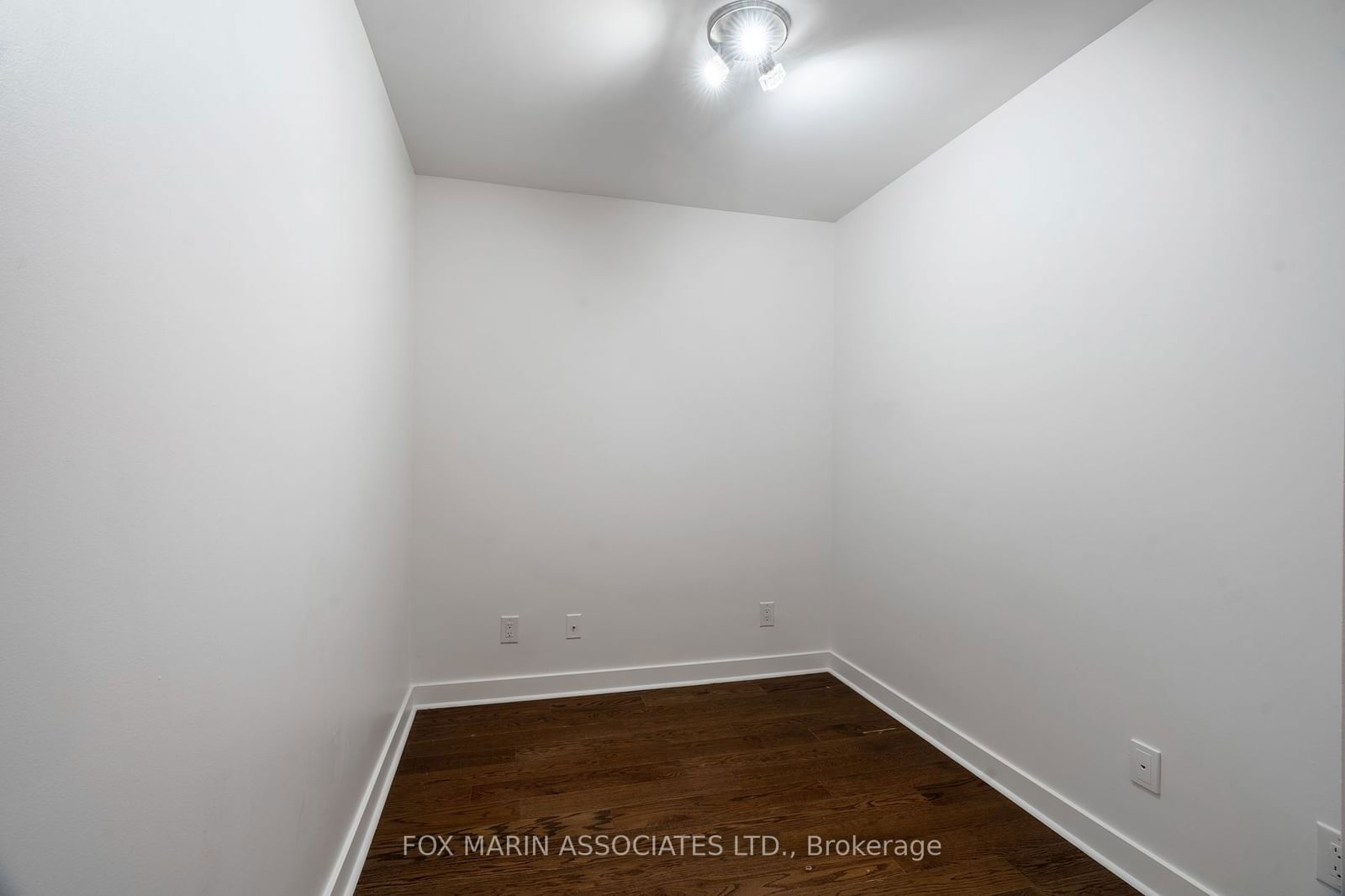 320 Richmond St E, unit 1512 for rent